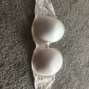 Chic nude strapless bra